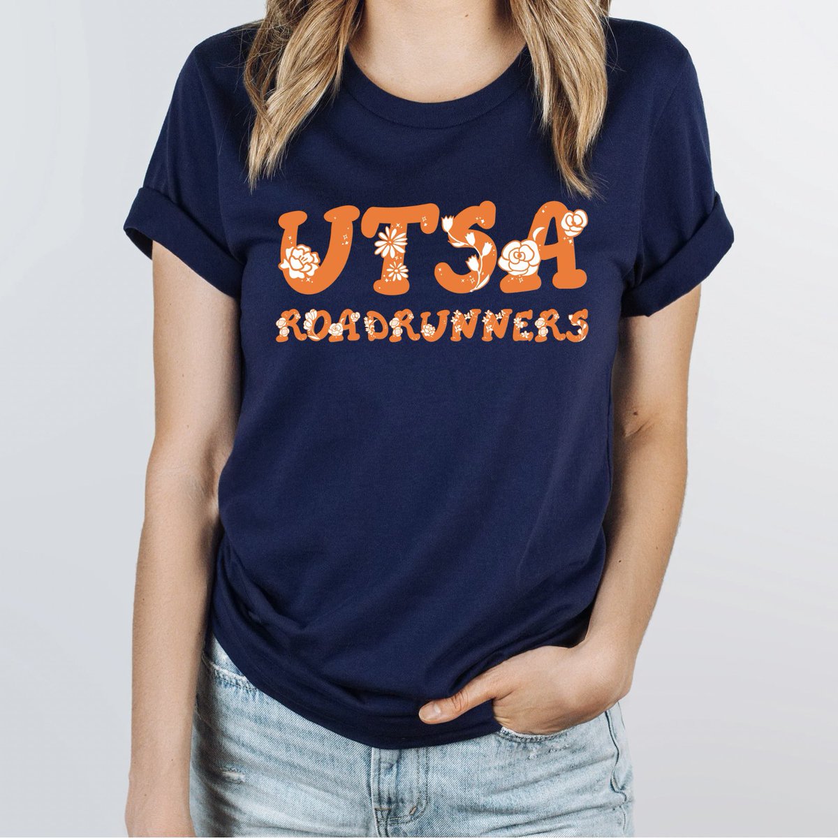 Where are my fellow #utsa Roadrunners at?? Are you ready to show up looking cute for the football games? 👀