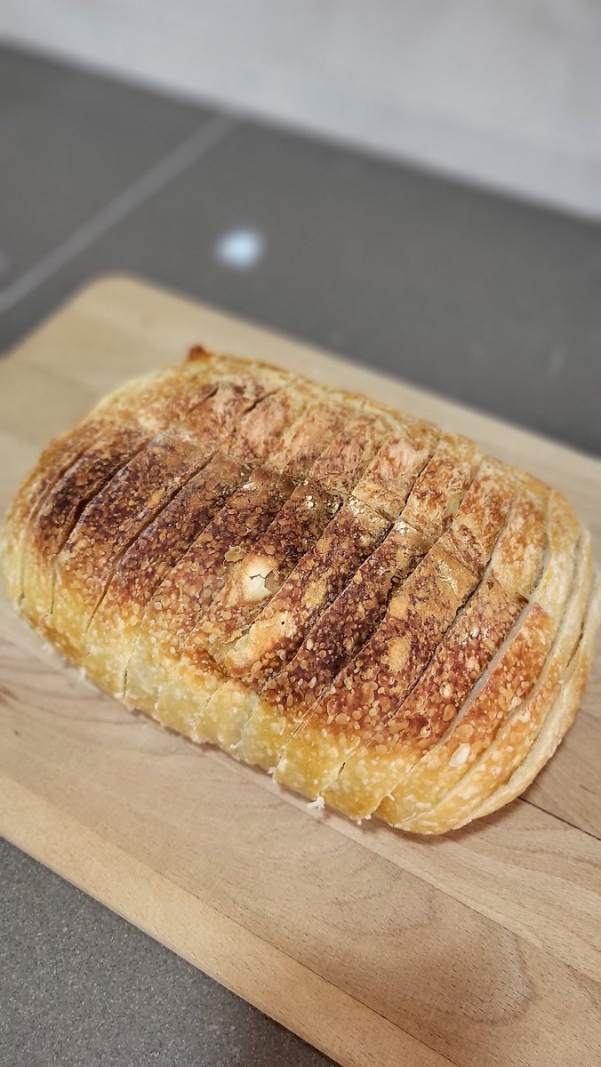 crumbsprinkles's tweet photo. If you fancy the sound of waking up to a crusty outer, pillowy-soft fresh bread with just a hint of tang in the morning, get in touch with us today to reserve your loaf for the week 🥖

#realbread #naturallyleavened #sourdough #breadpitt https://t.co/fnDmQQxN2H