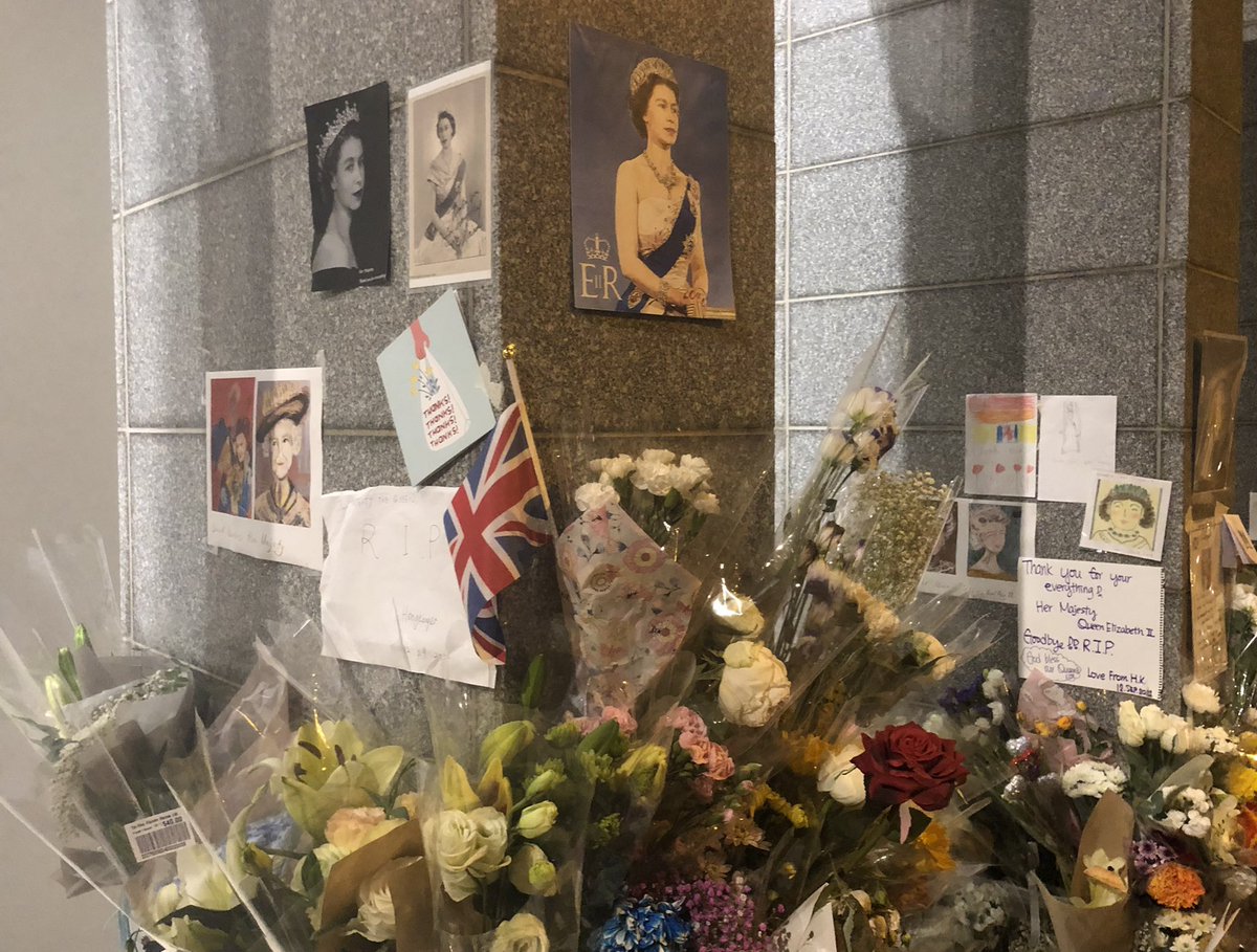 懷念我們敬愛的女王陛下！