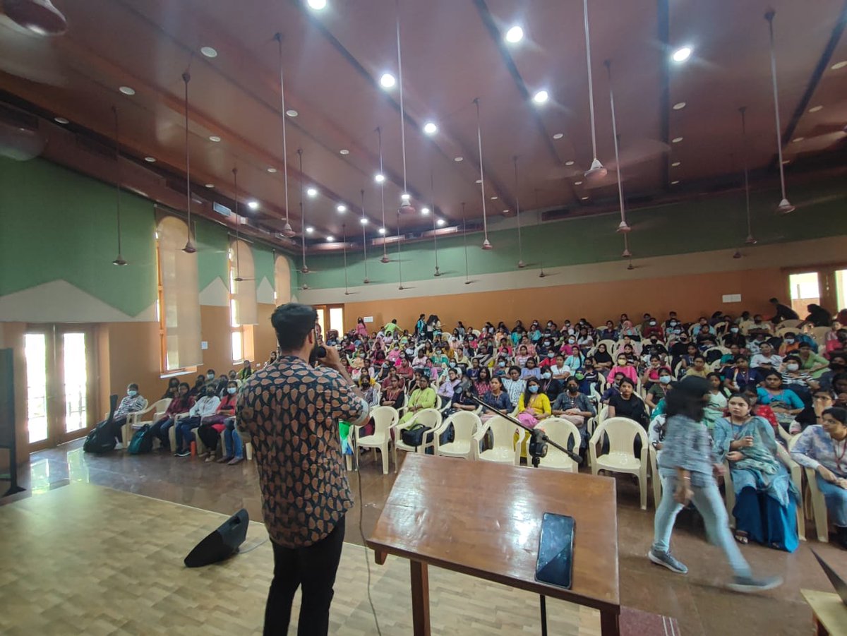 EFIVolunteer's tweet photo. E.F.I's #Hydrostan at #WCC, Chennai!

We had the opportunity to engage and interact with the students of the college through India's water stories and her environment.

We thank the college for supporting us!

Volunteer for India and her Environment with E.F.I
#EFI #Chennai #Talk https://t.co/BrgHScdNTZ