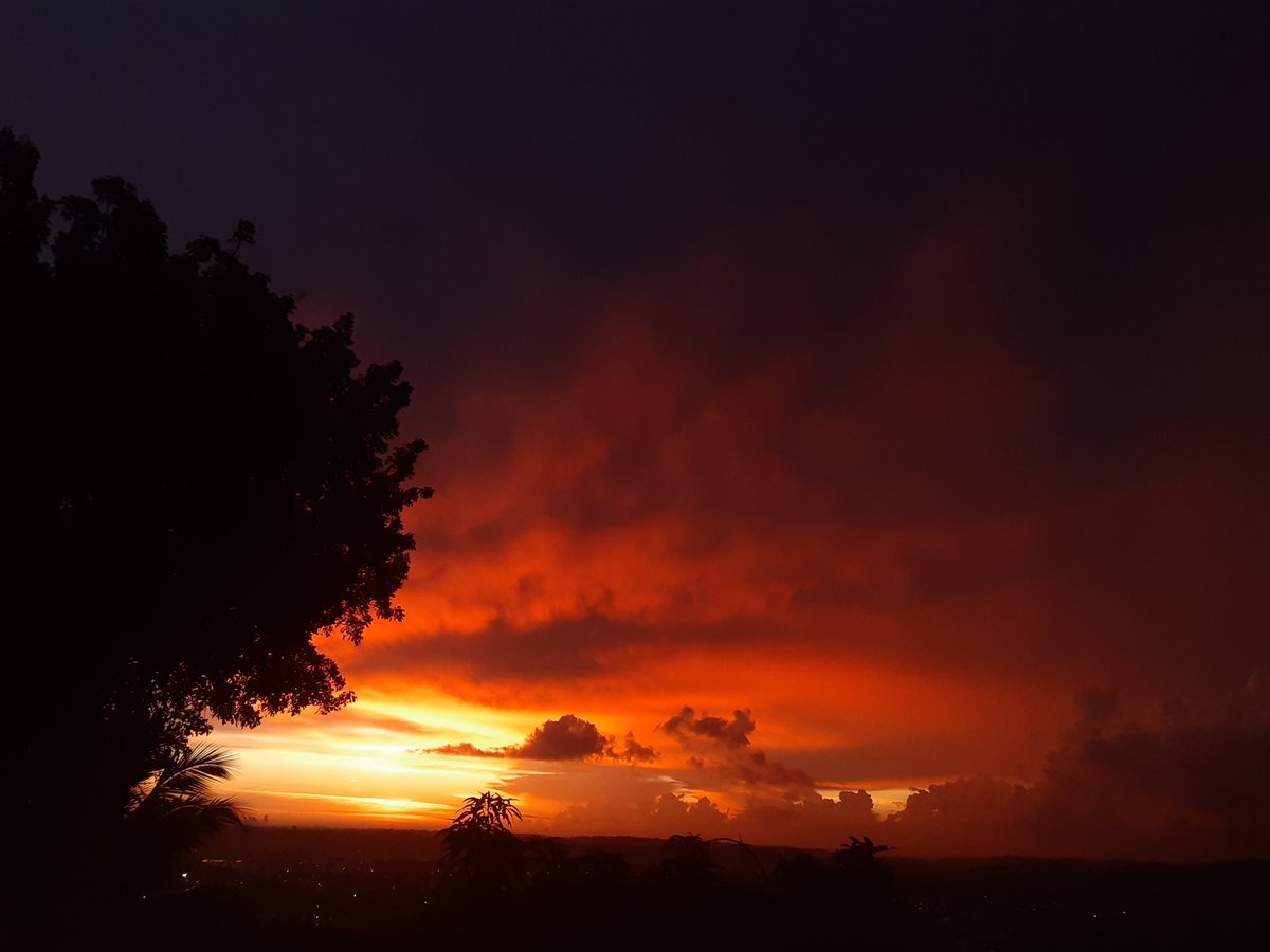 WeatherRD's tweet photo. 😍😍.#sunrisephotography #conpartetuamanecer #ThePlotoHour #ThePlotoHour #amanecer https://t.co/c1VfbNoFMI
