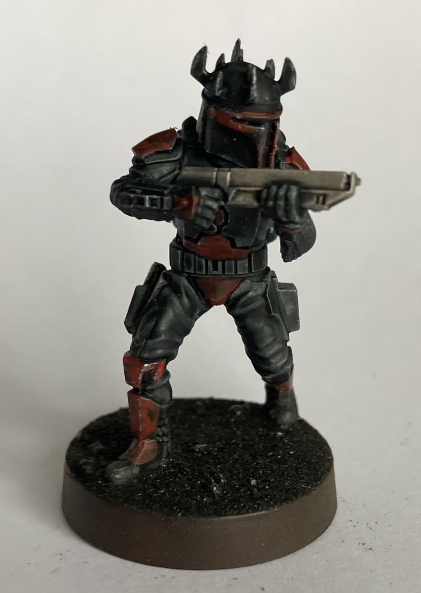 monkeylikesjam's tweet image. First Mandalorian done for #StarWarsLegion #paintingminiatures