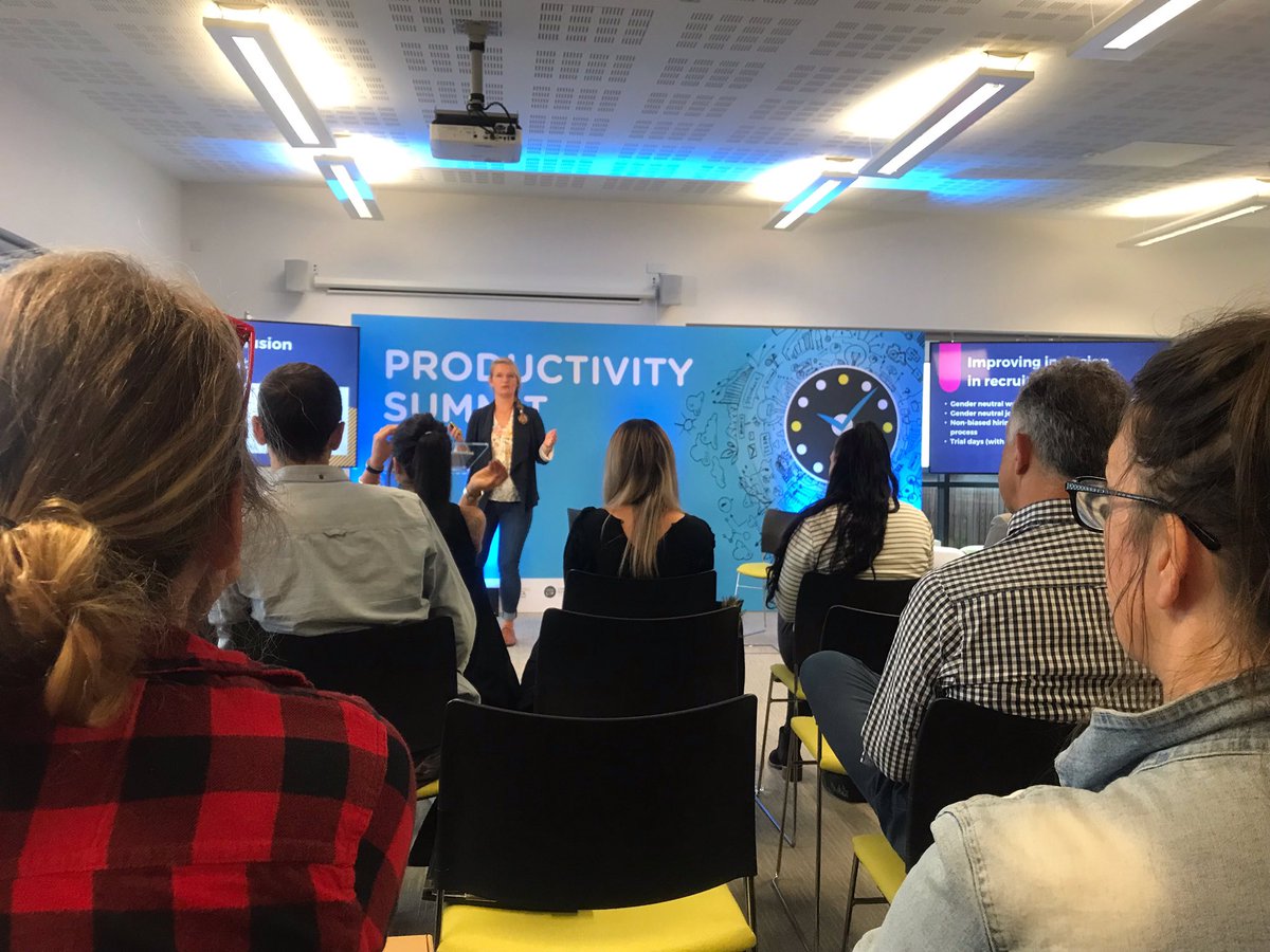 dynamo_hc's tweet photo. It is great to be part of the Cornwall and Isles of Scilly Growth Hub and Chamber of Commerce Productivity Summit with Bethany Allen, Cornwall &amp; Isles of Scilly Growth and Skills Hub, Cornwall Chamber of Commerce, Caitlin Gould, St Ewe Free Range Eggs Ltd. 

 #growth https://t.co/baBdnw5Jdt