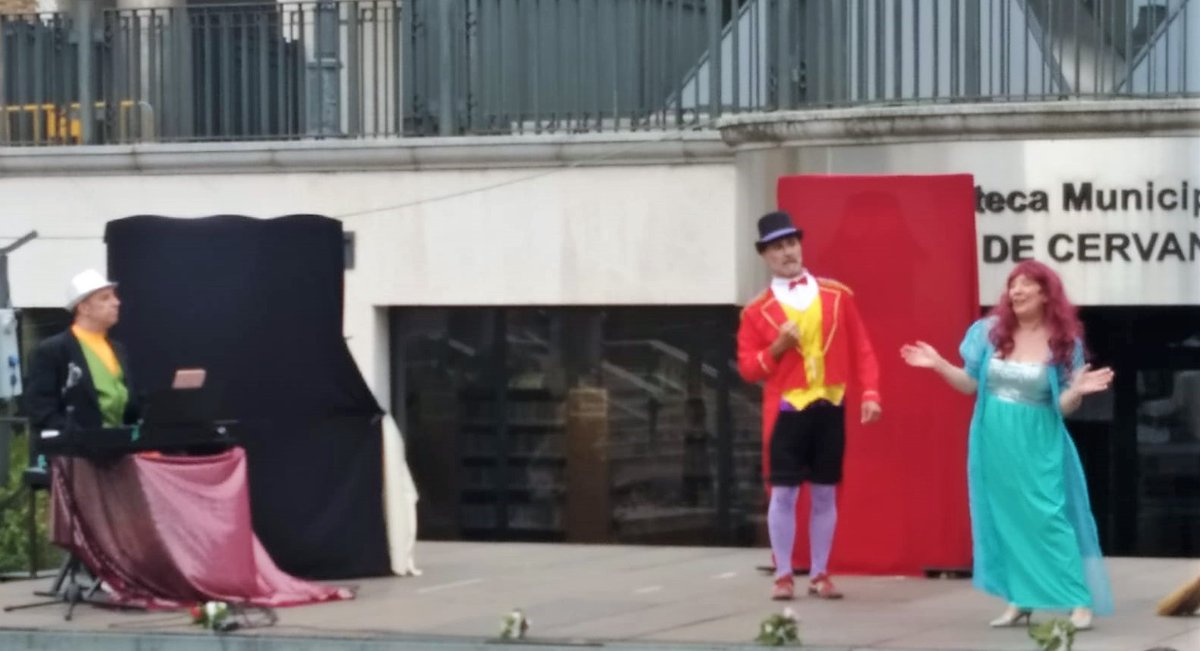 operaytu's tweet photo. ¡Nuestro inicio de temporada en la Plaza Mayor de Pozuelo fue muy bonito! ¡Lo hemos pasado genial! https://t.co/42YkEPu6J0