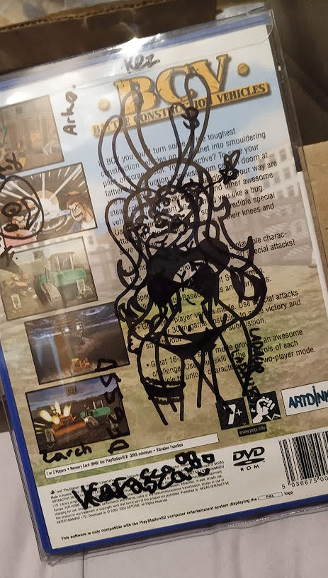 YorkieShots's tweet photo. Thank you once again to all who signed BCV at #ESASummer22 We ended up having to double signatures and stuff due to signing the plastic cover rather than the sleeve but I'll treasure it <3 https://t.co/5n8DCM4Vgt
