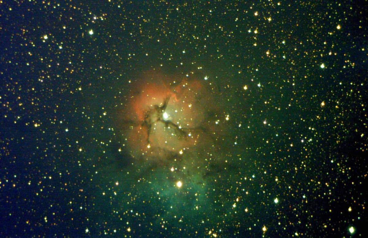 dmna92's tweet photo. Une dernière faite au mois de mai
Nebuleuse Trifide https://t.co/uHulpMok6Q