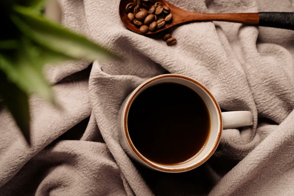 Coffeelink's tweet photo. Coffee number <blank> of the day... ☕️
Let us know below 👇
#coffeelink #coffee #coffeelover #coffeelovers #coffeetime #butfirstcoffee #roastery #coffeeroastery #suffolk #suffolkroasters #coffeeroasters #handroasted #roasterlife #coffeeroasting #specialitycoffee https://t.co/pji4oFJF4J