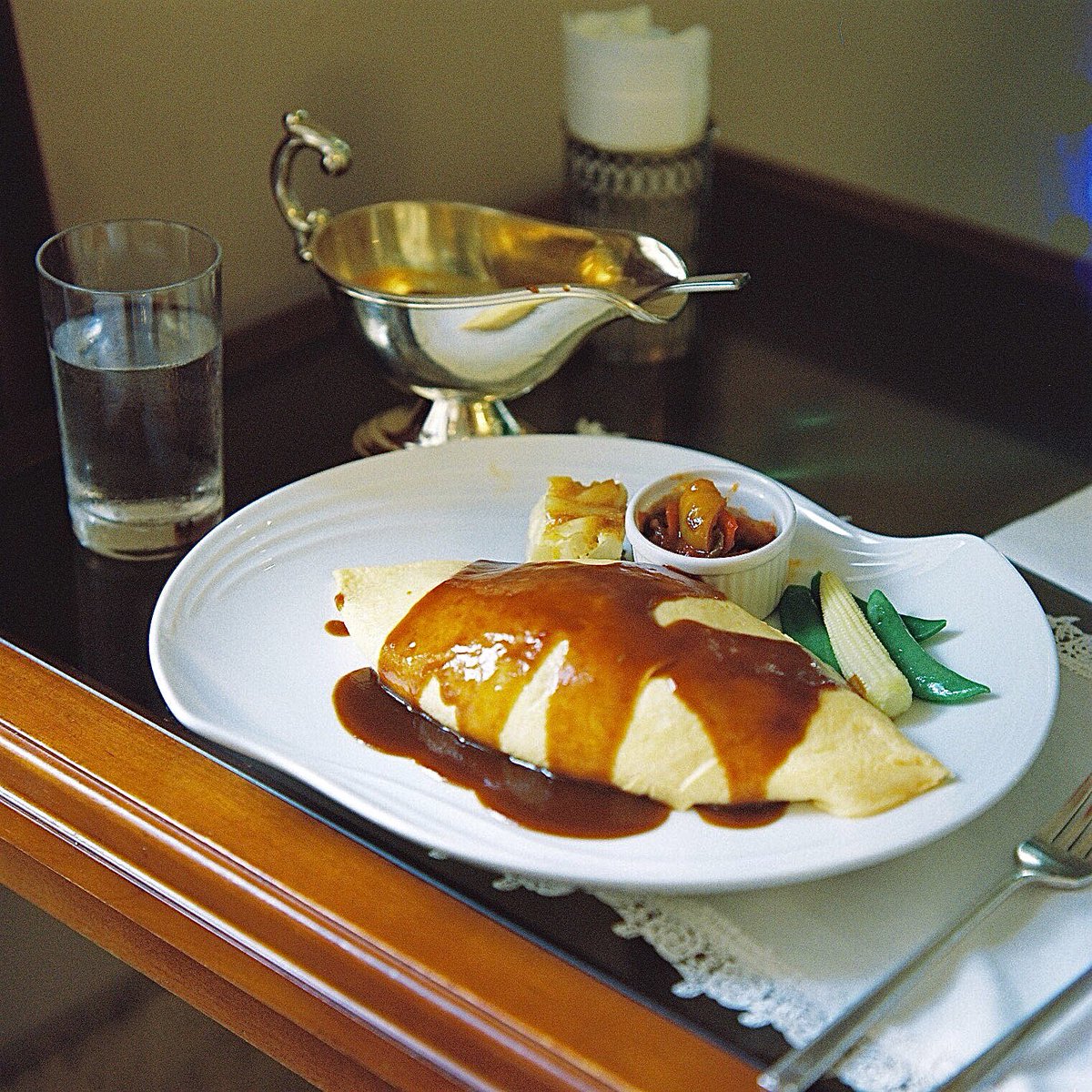messin_around's tweet photo. オムライス＆プリンアラモード

#kiev4a
#Hasselblad
#fulm https://t.co/JzcqfqTzKq