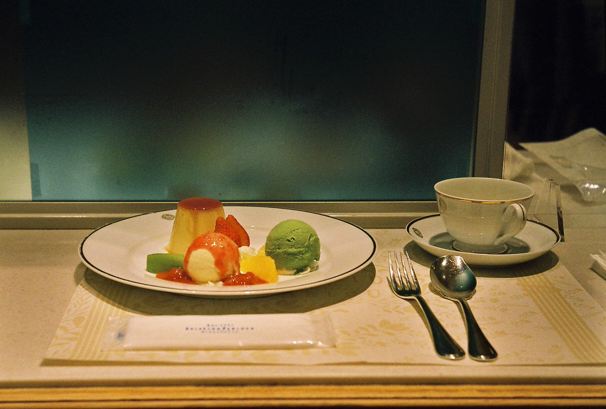 messin_around's tweet photo. オムライス＆プリンアラモード

#kiev4a
#Hasselblad
#fulm https://t.co/JzcqfqTzKq