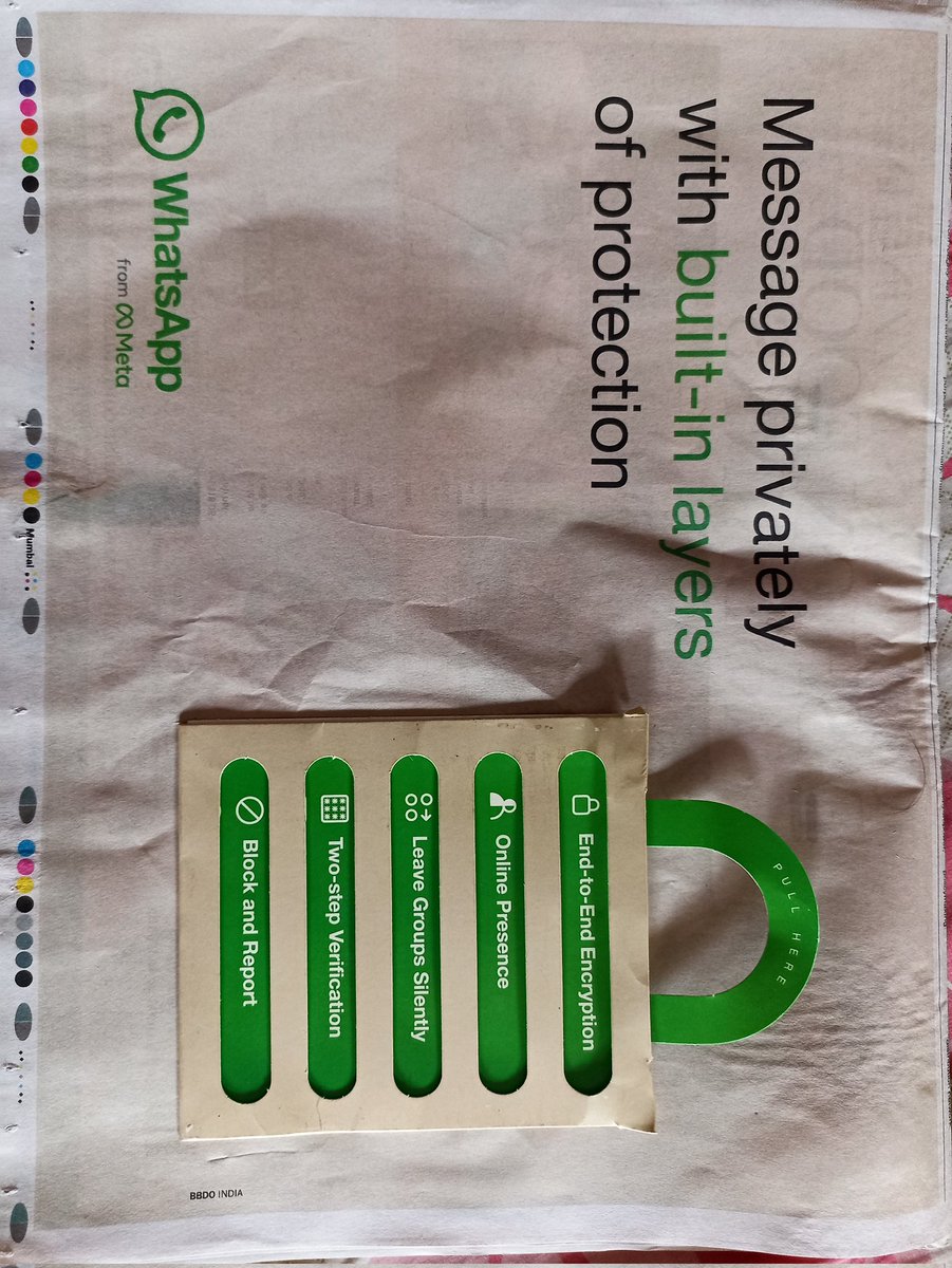 INDYadavvivek's tweet photo. The next level of #advertisment  #WhatsApp before pull 🙏you need to tear the side corner... Itna secure idhar bhi 😎 https://t.co/kr1FCKMU6U