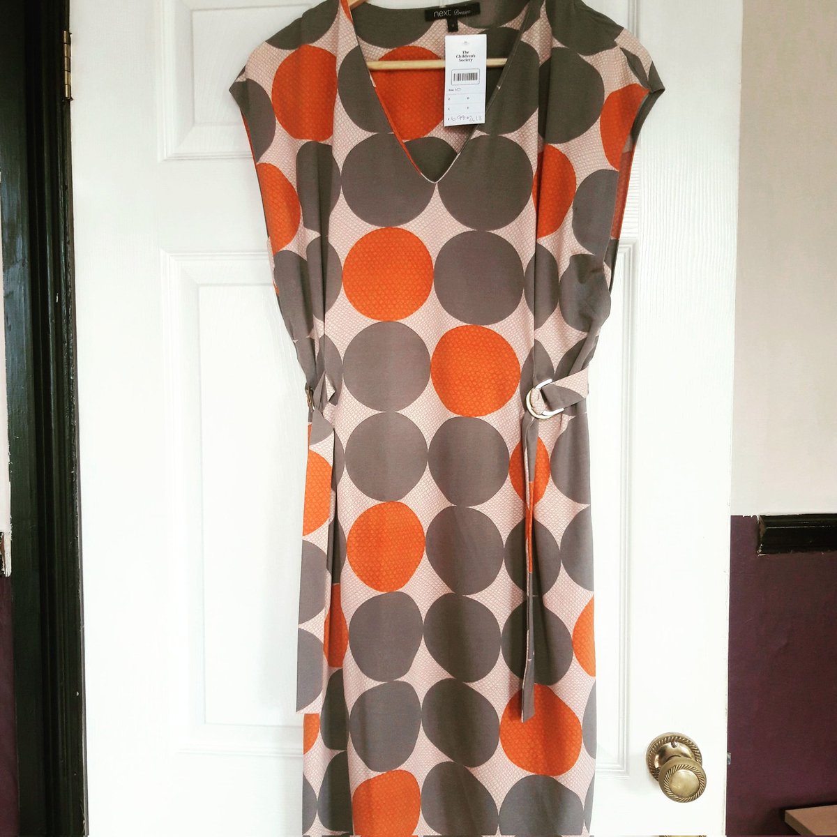 intergraphiabks's tweet photo. Chazza shop find. Too much? #intergraphiarecommends dressing as yr press. https://t.co/L0McVsAkFT