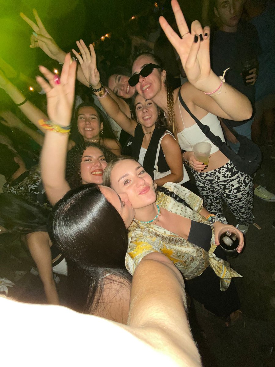 me habéis dado el mejor verano de mi vida ❤️‍🩹