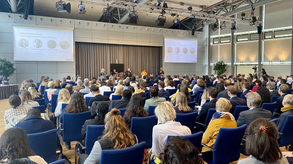 ThorstenKlein69's tweet photo. Today at the #FutureForum22 #GIZ in Potsdam, where @pdalal our SVP of Social Impact is discussing the #Wellbeing agenda and necessary transformation to do the right thing! #Mastercard is focused about doing well by doing good and it is carried out by it‘s employees #ESGInvesting https://t.co/2LrA4IYct6