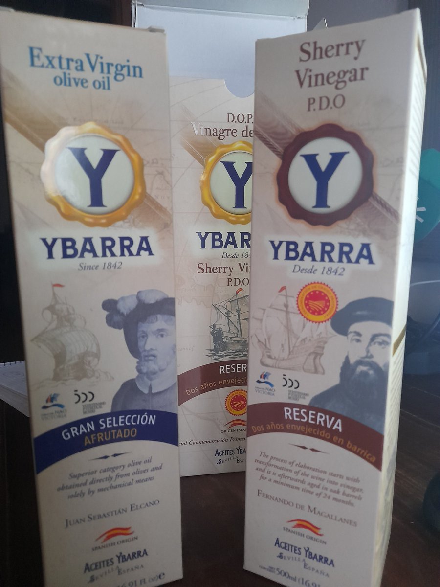 comeycallacsur's tweet photo. ✅ Además, contamos con el chef 👨🏼‍🍳 Paco Casasola de La Cocina del Traca, que nos propone un menú semanal saludable para toda la familia.
✅ Por último, os presentamos el increíble pack conmemorativo de @GrupoYbarra con motivo del 500º circunnavegación de la tierra ¡menudo viaje¡ https://t.co/eQuwPvYc3h