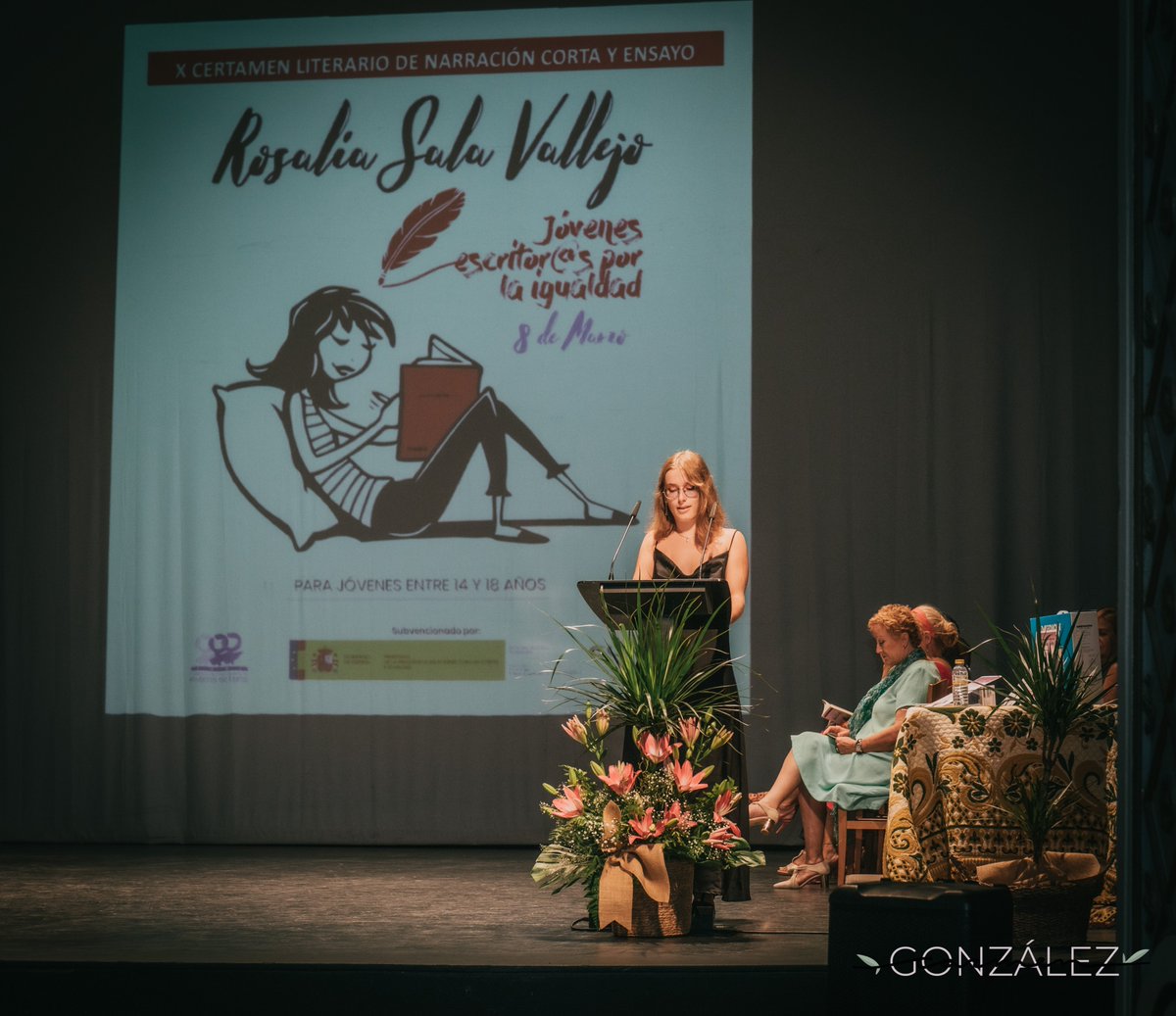 Primera mención de honor Certamen literario nacional Rosalía Sala Vallejo
‘Los recuerdos del olvido’ de Eunice Torres Santonja. Alicante
<a href="/FOMLorca/">Federación de Mujeres de Lorca</a> <a href="/EstefiTomas/">Estefanía Serrano</a> <a href="/LiceoAlicante/">Liceo Alicante</a> <a href="/pituky37/">Pilar</a>