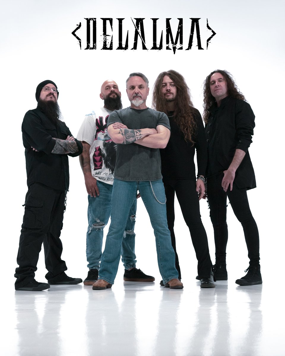 Buenas, somos DELALMA.
Ramón Lage / Seoane / Manuel Ramil / Jesús Cámara / Dave Lande