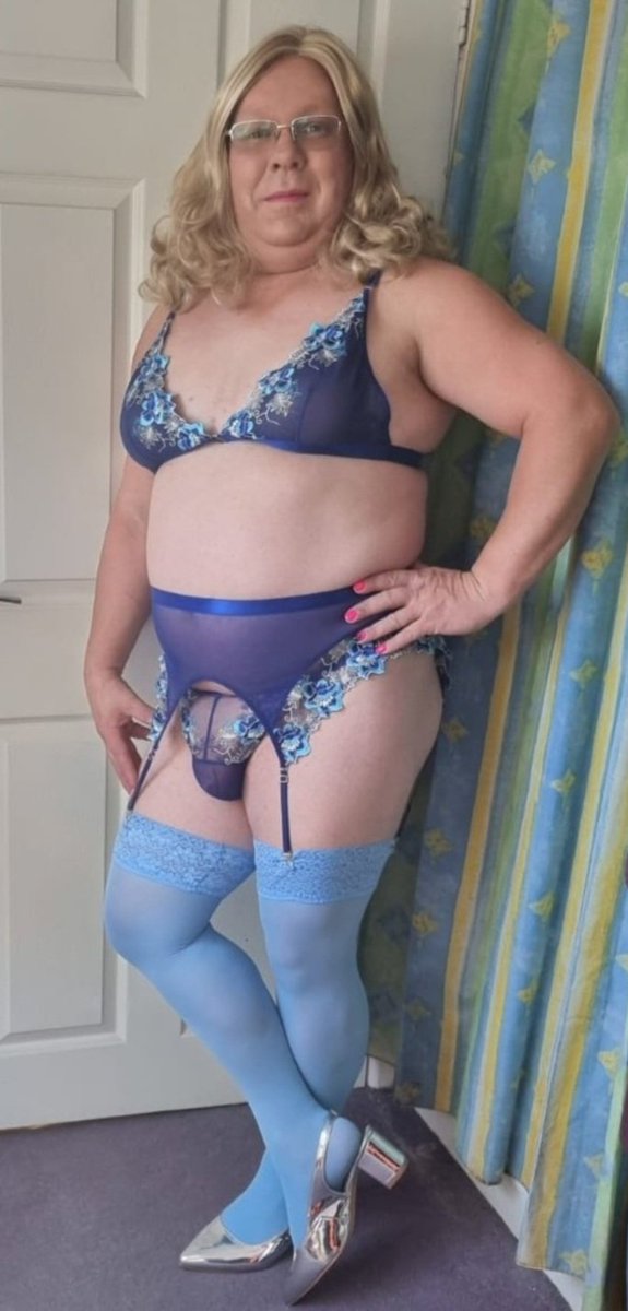 tights_james's tweet photo. This beautiful lady is Rebecca Clair brill.  @beckicb13 https://t.co/SZjFI1A7yq