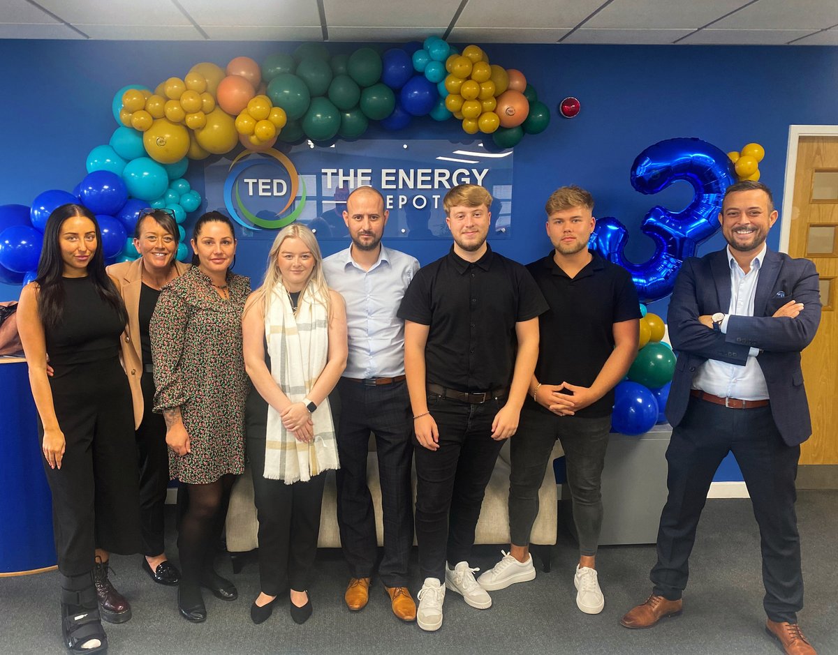 _NextGenEco's tweet photo. TED Turns Three 😁🎉
We can’t believe for three years The Energy Depot has been easing the difficulties of switching business’s electricity and gas suppliers.
We would like to convey our appreciation to all of our clients.
If you want to save on your energy costs #talktoTED https://t.co/wom7Q99nym