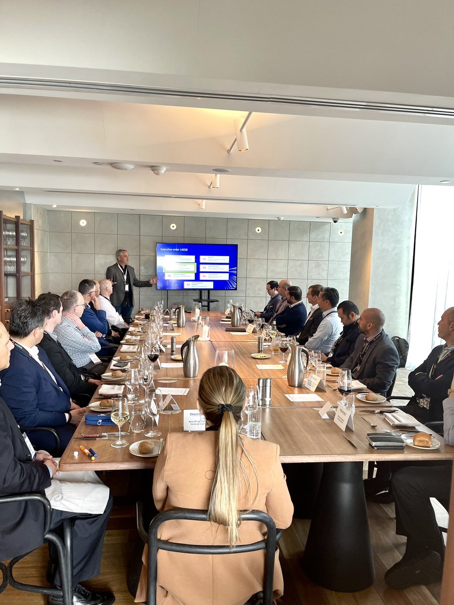 ACCESS05087460's tweet photo. Great #ciso Sydney #roundtable today discussing “Securing the Software Supply Chain from Cybersecurity Threats.” Hosted by @Checkmarx https://t.co/P0hcelwDMw