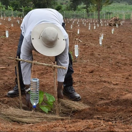 Lets grow trees for #UGAT60  and sensitize people against land fragmentation. 
<a href="/KagutaMuseveni/">Yoweri K Museveni</a>
 <a href="/UmojaTrust_UCT/">Umoja Conservation Trust</a>