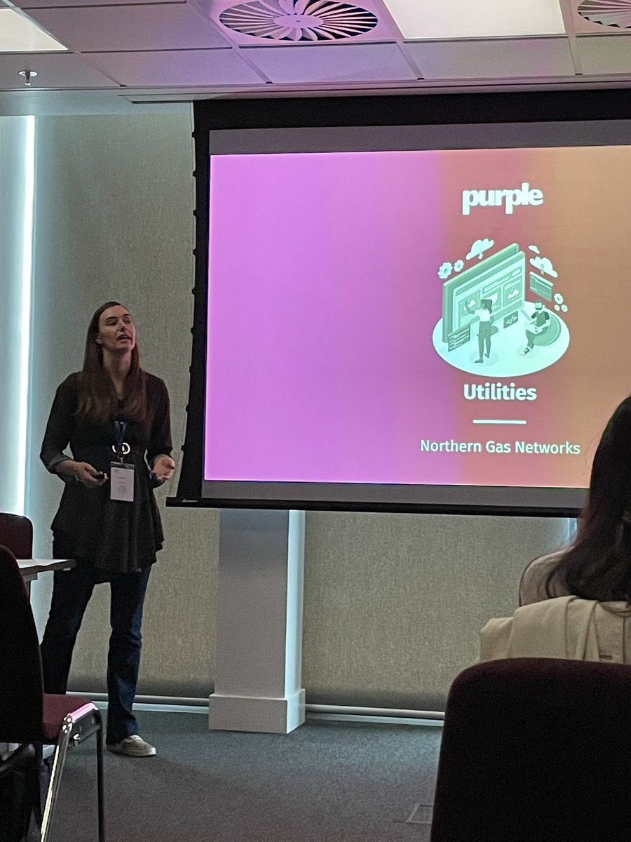 Our first speaker, <a href="/LauraCattle/">Laura Cattle</a>, shared her experience working as a statistician in utility companies and tech - a world of possibilities!