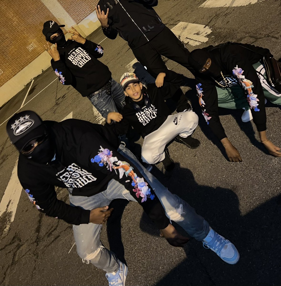 💔HeartBrokeChild👼🏿 - 7OCT22 - Go get yourself some merch.. I need everyone to help me push this 👾💜