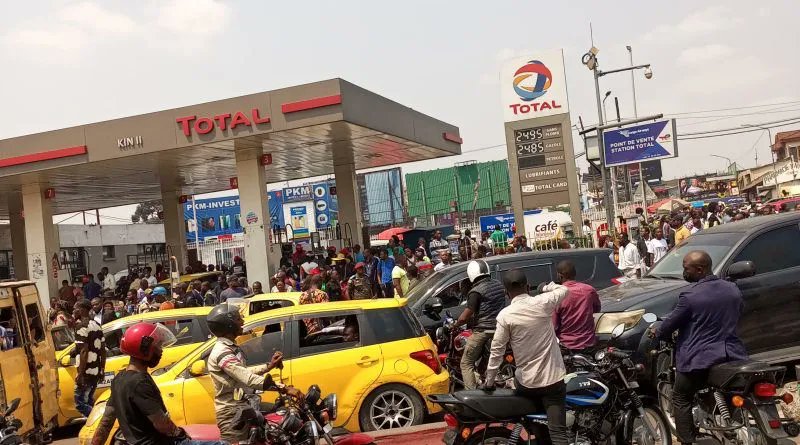 afroaware tweet media