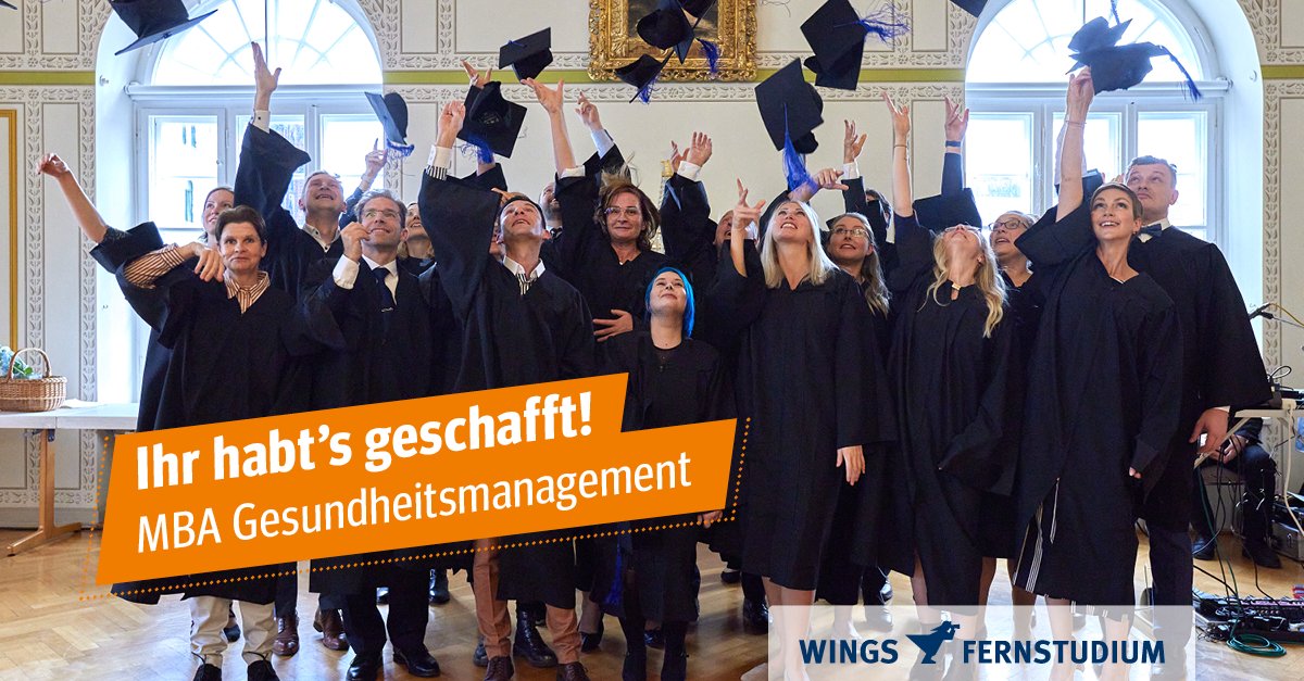 Endlich, nach 2,5 Jahren sehen wir euch wieder - auf der ersten unserer Absolventenverabschiedungen in diesem Jahr! Wir freuen uns sehr, unseren Alumni aus dem MBA Gesundheitsmanagement persönlich zu gratulieren und ihnen alles Gute für den weiteren Weg zu wünschen. 😍