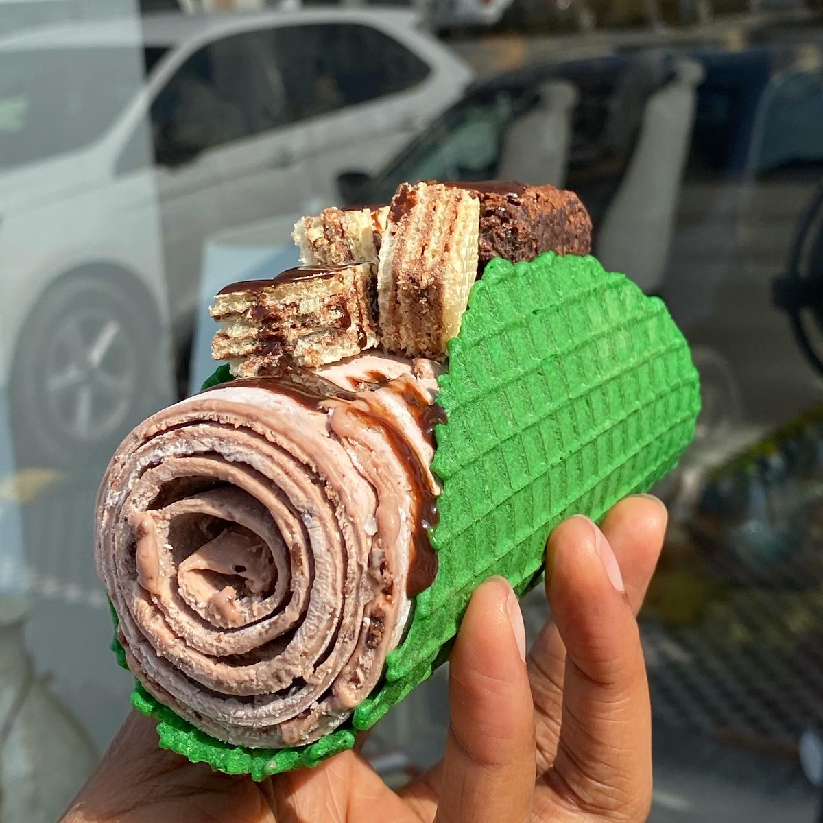 uGeoApp's tweet photo. #IceCream is cheaper than therapy and trust us when we say @frozenrollsng, Nigeriaโs first hand-rolled ice cream shopโs offerings are completely mouth-watering.
Are you going to get yourself some this slow Tuesday? ๐ฅฐ๐ฅ
#ugeo #livelocally #geosocial #mobileapp #icecreamrolls https://t.co/pEwoOx6QVF