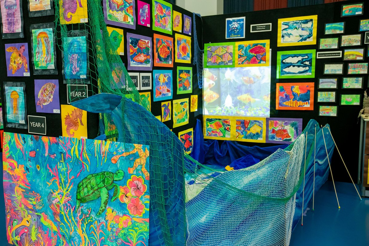 OrmistonCollege's tweet image. The Biennial Art Show was back and bigger than ever this year! Thank you to our wonderful Art Department for putting together this incredible event, and congratulations to our young artists. #artatOC #OCcommunity #learningatOC #realworldlearning #futureready #ormistoncollegeqld