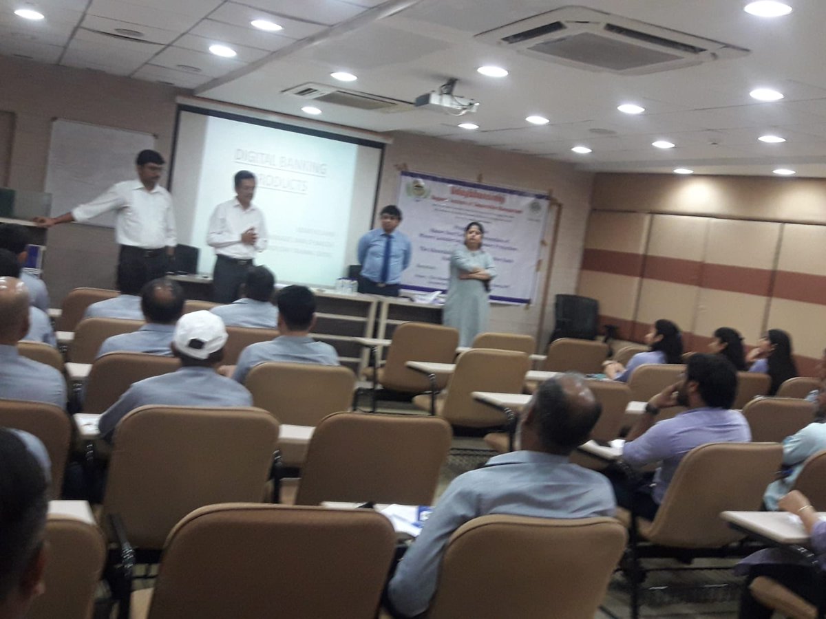 uricm_official's tweet photo. URICM Gandhinagar conducted softcob training programme for the clerks of Ahemdabad District Cooperative Banks which started on 13 Sep 2022. Total 30 clerks joined programmeURICM ગાંધીનગર દ્વારા અમદાવાદ જિલ્લા સહકારી બેંકોના ક્લાર્ક માટે સોફ્ટકોબ તાલીમ કાર્યક્રમ યોજાયો હતો https://t.co/X6gnl6p3j2
