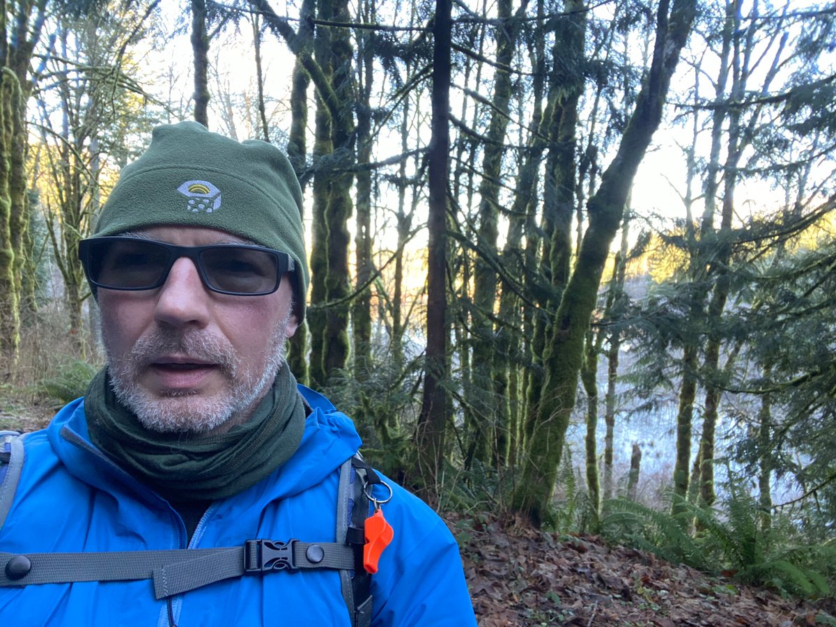 Sw00sh66's tweet photo. Hiking … https://t.co/rFXlI4cU8e