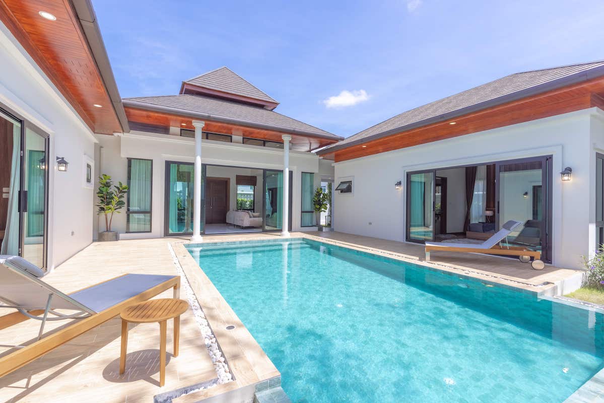 SiamExProperty's tweet photo. 𝐏𝐎𝐎𝐋 𝐕𝐈𝐋𝐋𝐀 𝐅𝐎𝐑 𝐒𝐀𝐋𝐄
𝐢𝐧 𝐂𝐡𝐚𝐥𝐨𝐧𝐠, 𝐏𝐡𝐮𝐤𝐞𝐭
https://t.co/vryTzQHvQa
#thailand #phuket #realestate #villaforsale #property  #investment #phuketthailand #bangkok #propertyinvestment #phuketisland #phuketproperty #realestateinvesting #villaforsalephuket https://t.co/sPRIwUZOkF