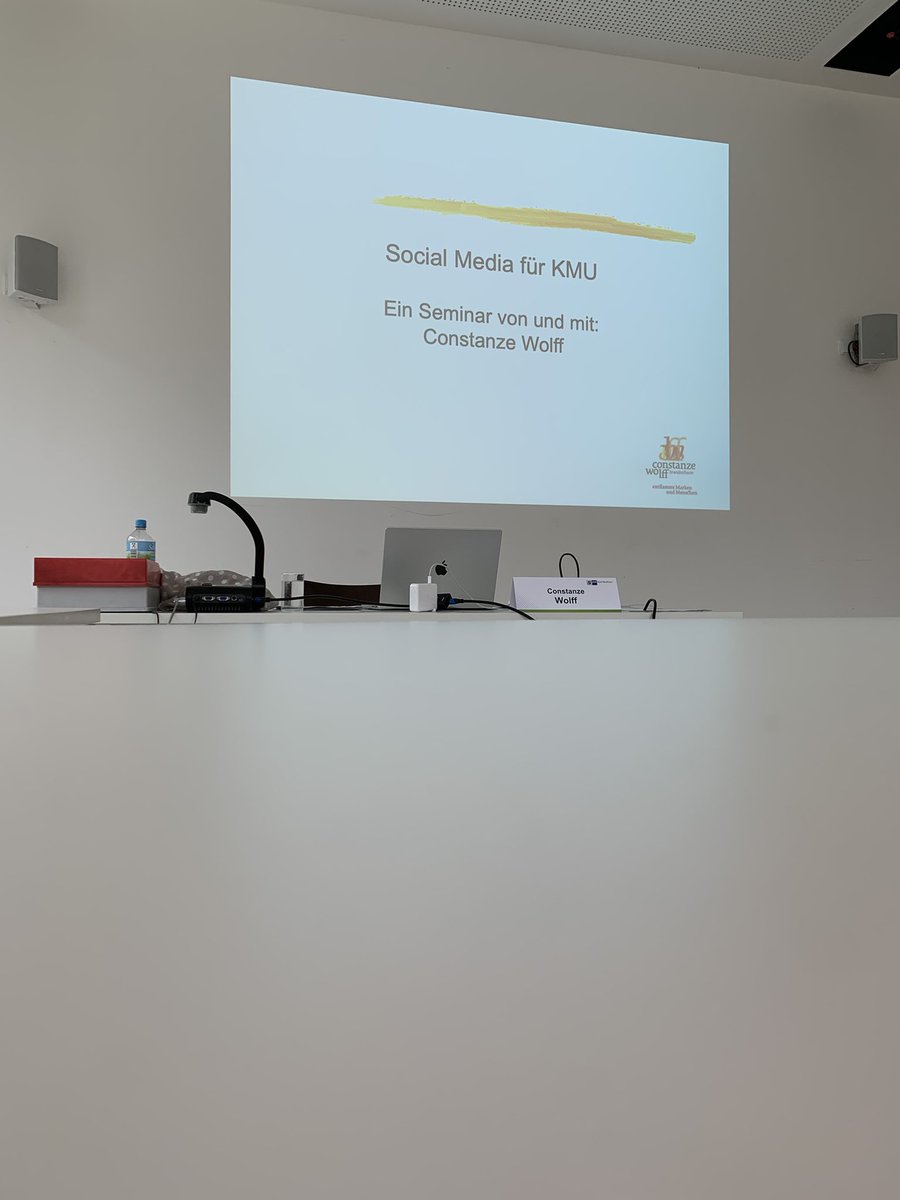 Constanze_Wolff's tweet photo. Nach jahrelanger Corona-Pause endlich mal wieder für die @IHK_NW als Trainerin im Einsatz! https://t.co/jTfpZOZMuZ