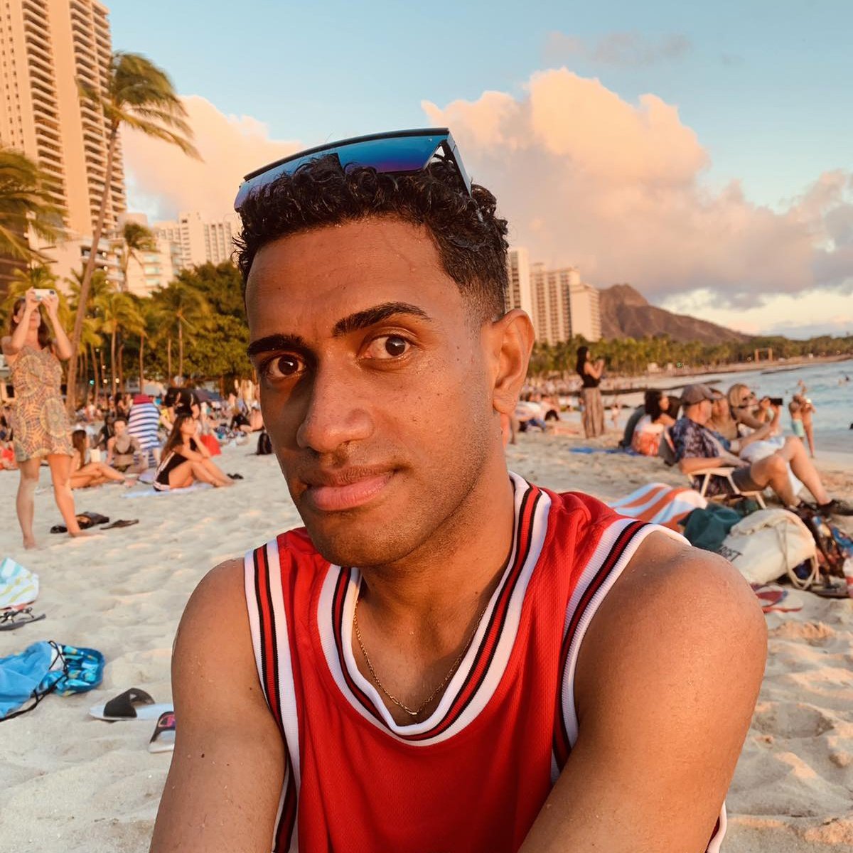 SeteoMaikeli's tweet photo. #Waikiki #Hawaii 🤍🌺 https://t.co/BI5A67KtUD