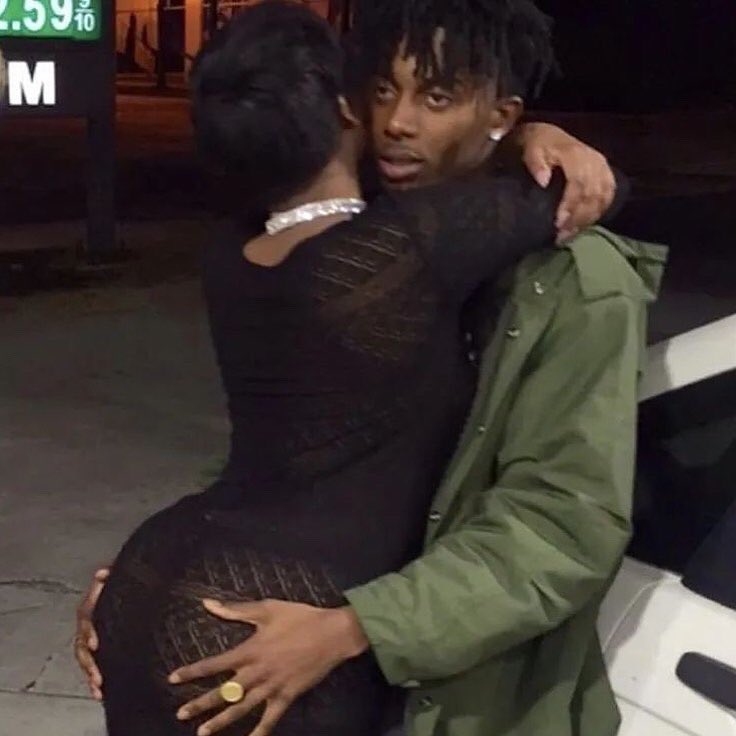 TrapowniaOG's tweet image. dziś swoje 26 urodziny świętuje playboi carti

wypiszcie w komentarzu swój ulubiony kawałek od king vampa 🧛🏻‍♀️

#playboicarti #kingvamp #wlr #wholelottared #trapownia #dielit #vamp #rage