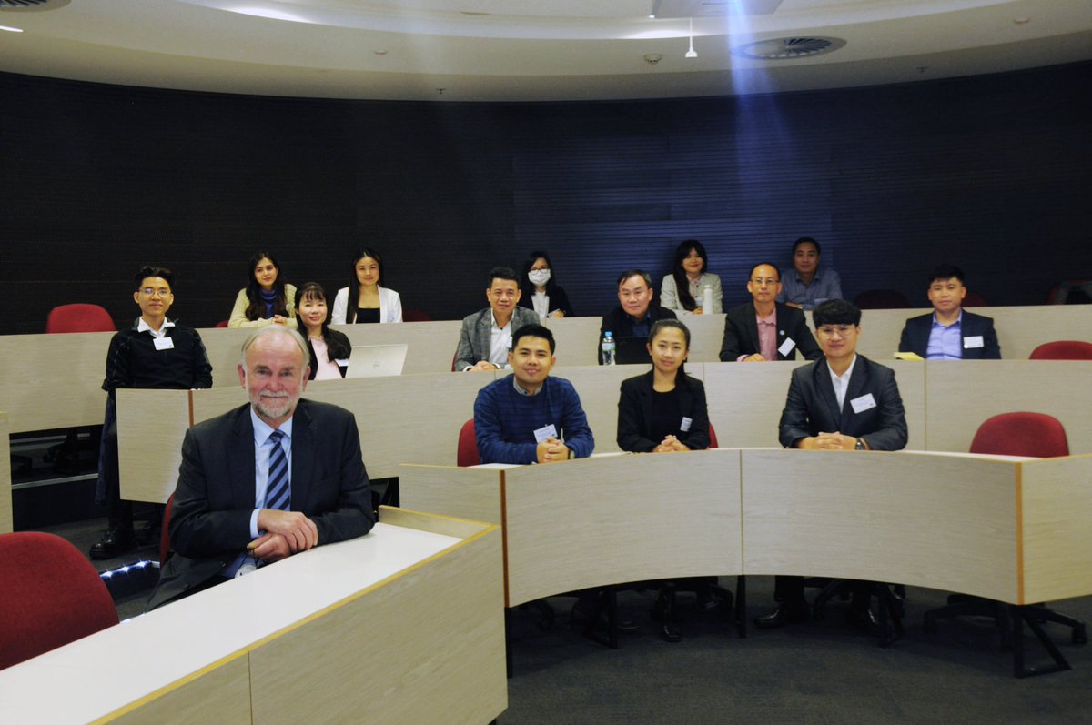 ANUEnterprise's tweet photo. Welcome to the 17 @AustraliaAwards participants that have arrived in #Canberra to undertake the Strategic Analysis and Analytical Writing short course at @ANU!
🇱🇦🇻🇳
This program is funded by @dfat and delivered by @anuenterprise in partnership with @tetratech. https://t.co/T7WZYPgQ2F