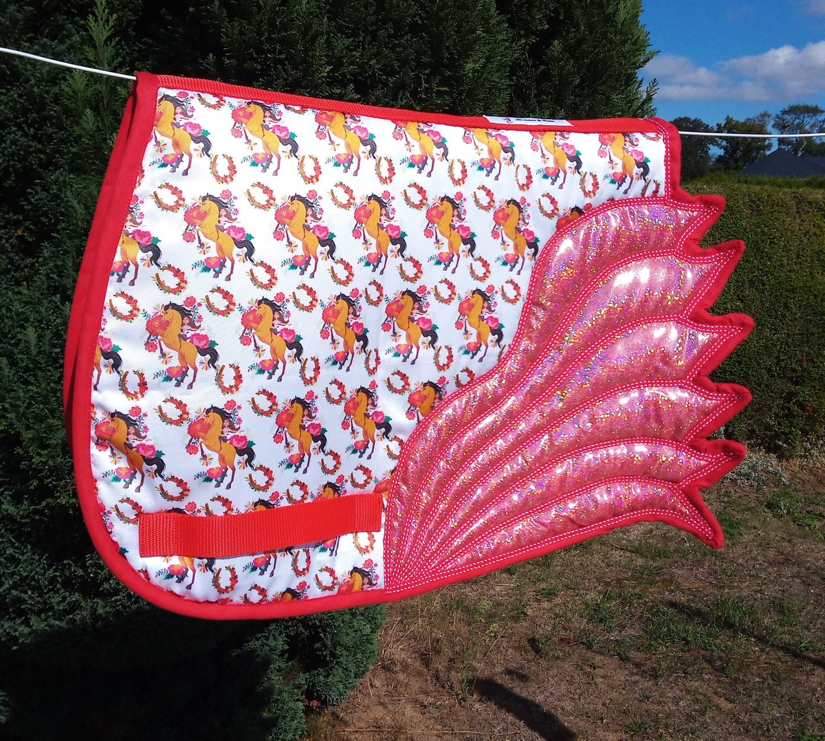 bybelette76's tweet photo. Tapis''Pégase'' taille shetland avec tissu spirit étalon 🐎 des plaines .
#poney #pony #ponygirl #equestrian #chevalpassion #sewing #animal #faitmain #artisane #artisanat #Couture #équestre #horsegirl #horselove https://t.co/cQtk27okjp
