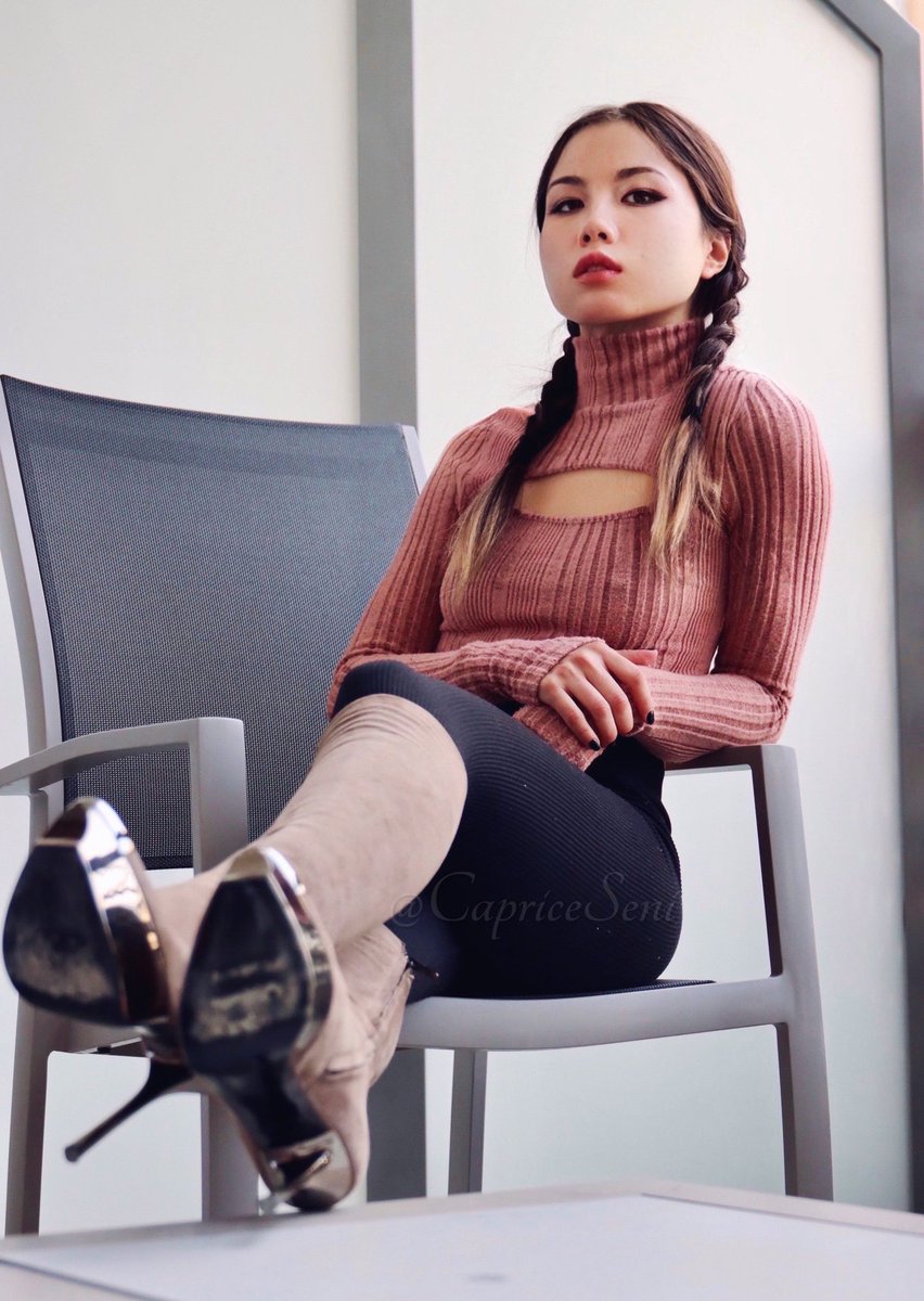 𝐂𝐀𝐏𝐑𝐈𝐂𝐄 tweet media