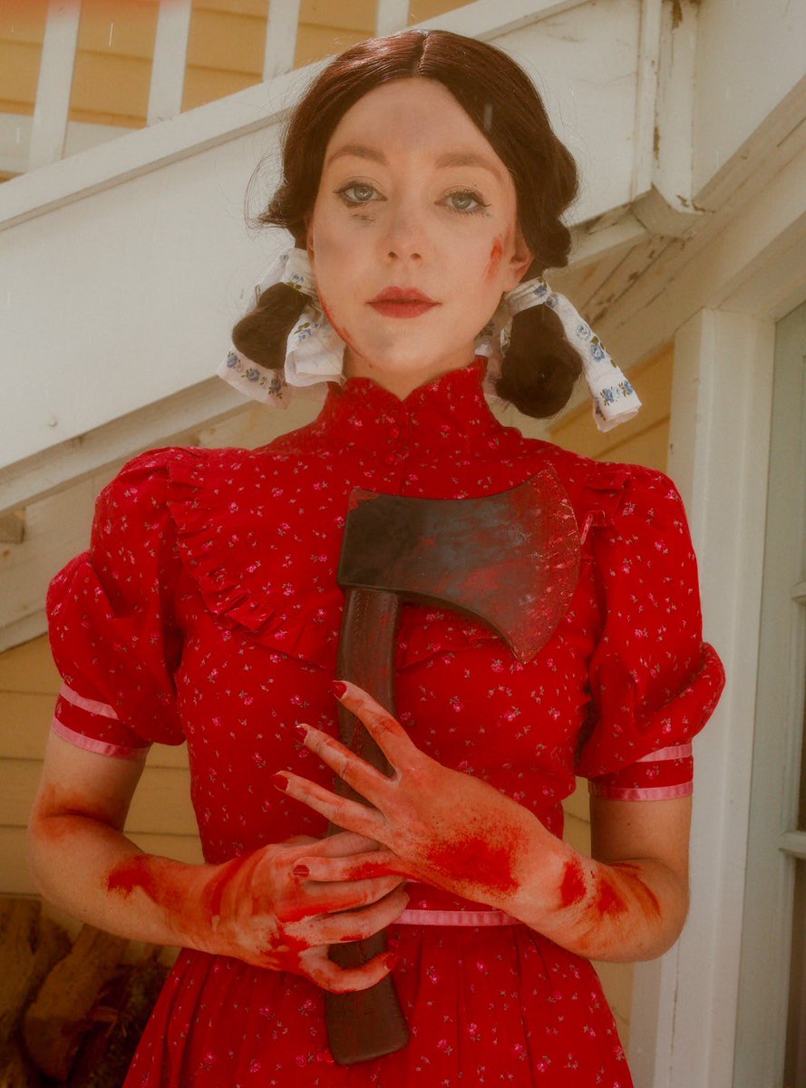 ohbrittanyball's tweet photo. Please Lord, make me the biggest star the world has ever known.. 🐊🪓✨

@a24 #a24 @xmovie #miagoth #xmovie #pearl #a24films #pearlcosplay #pearlmovie https://t.co/SY69DwcA5y
