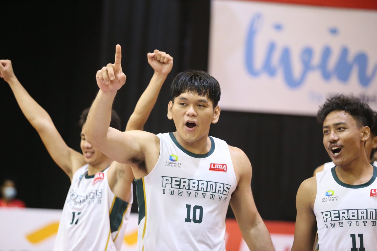 Ekspresi gue ketika chat dibales sama doi 🥳