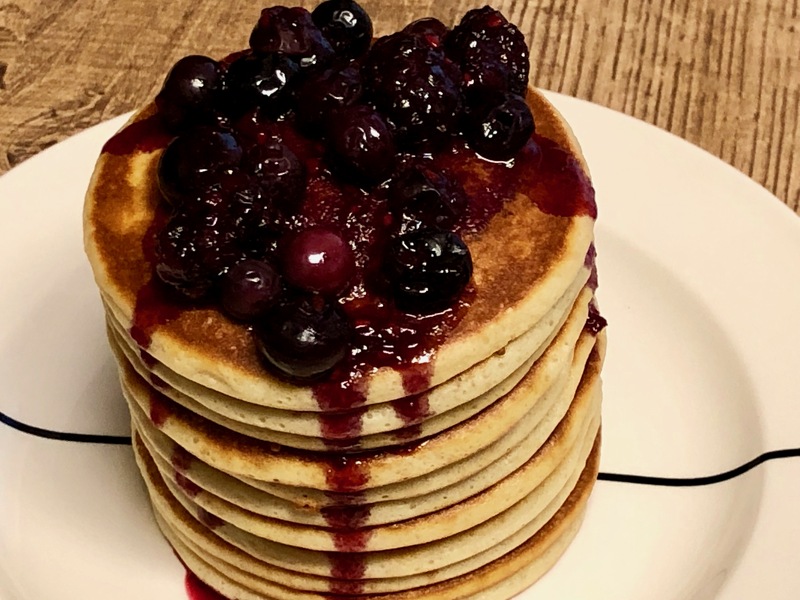 gerechtenweb's tweet photo. Luchtige Mascarpone pannenkoekjes.
Een ongemeen lekker en verrassend ontbijt. Lekkere luchtige Mascarpone pannenkoekjes. Afgewerkt met een rode vruchten mousse.
#mascarpone #onlinecollection #pannenkoeken #rodevruchten
https://t.co/1FpcfHqdeZ https://t.co/X4TAwkcikr