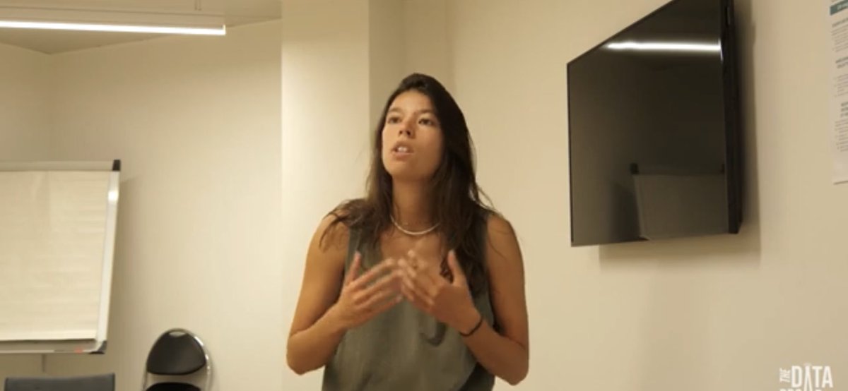 jacquespriol's tweet image. 😍 Découvrez en ligne le premier épisode de #DataBroadcast la chaîne @youtube imaginée par @Etienne010101 !

Au menu : les métiers de la data. Avec les trois formidables interviews de @joelgombin @Mathilde_Hg @cecileLG !

👉🏻 youtu.be/lTcK24IvKiE