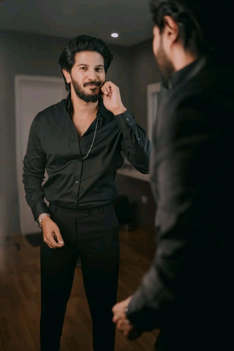 JonSnow51538973's tweet photo. @rameshlaus First day collection, final collection, fan base, outside popularity ' Crowd Puller 💥

One&amp;only #DulquerSalmaan 🔥 https://t.co/9BVaRnJTH1
