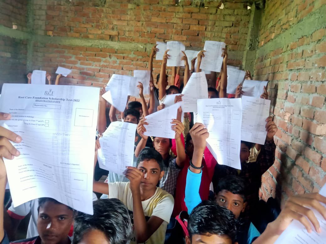 rcfngo's tweet photo. Root care foundation’s Scholarship test 2022 💐
For Students of Siwan &amp; Neighbouring districts 👍
Eligibility - Student from class 7 to 10 of govt school (Bihar).
Hurry up 🏃🏃‍♀️ for registration 🙌🙏
#RcfNGO #BiharNGO #Scholarshiptest @BiharHealthDept @biharfoundation #Bihar https://t.co/NOuck2fcZo