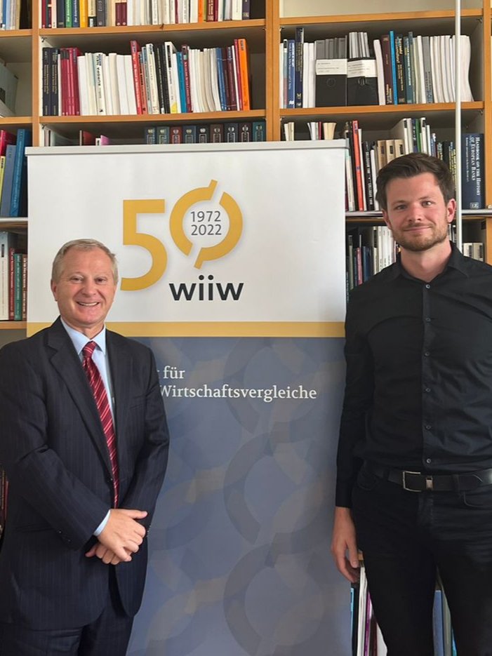 StefanoBeltram9's tweet photo. A pleasure talking to Prof @heimbergecon of @wiiw_ac_at about 🇮🇹 #Italy 🇩🇪#Germany 🇪🇺 #Europe #stabilitypact  #Euro 

@ItalyinAustria @ItalyMFA_int 
@AlleAzzoni 
@MauroBattocchi
@CarloBastasin
@StefanWallisch https://t.co/uvV6121INM