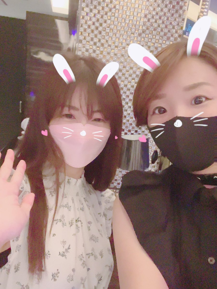 cocolo_fetish's tweet photo. @ichika_hsc_iいちかさん
3playありがとうございました🌟

変態ちゃんと一緒に、
めっちゃ楽しくリラックス
させていただきました🎵

Mちゃんありがとう💖
（Twitter開設ガンバw）

#五反田&amp;池袋
#3play
#白黒（笑） https://t.co/jrDJmu4S15