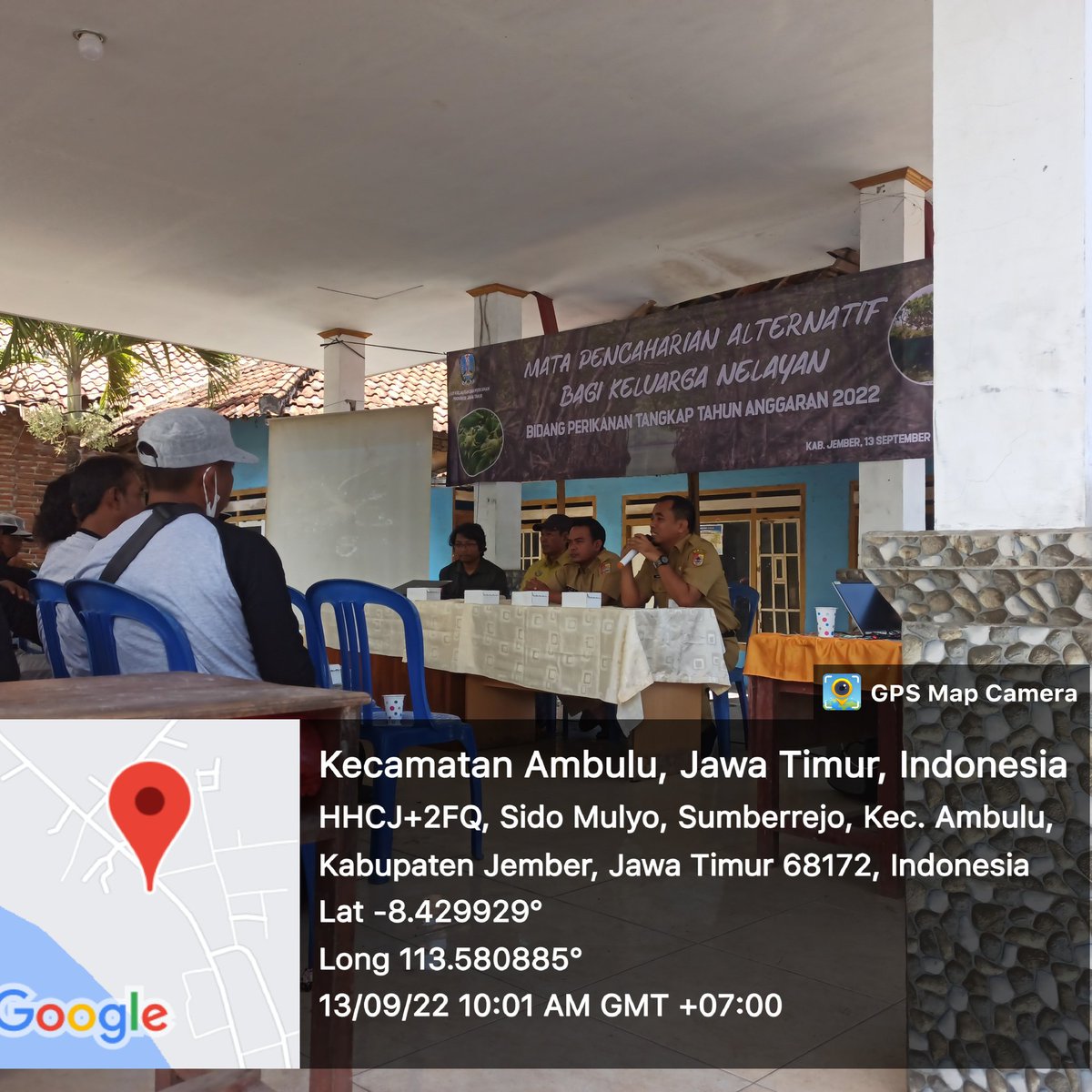 adentakurnia's tweet photo. Selasa,13/09/22,@adentakurnia Pendampingan MPA masyarakat nelayan o/DKP Prov.Jatim dan Dinas Perikanan Kab.Jember srta penyuluh kpd Msyrakat Nelayan di Dsn WatuUlo Ds.Sumberejo Kec.Ambulu
#GiatLuhkanSatminkalBWI #Jember #WatuUlo #LuhkanJaya @bppp_banyuwangi @puslatluhkp @kkpgoid https://t.co/x34WQpzF4S