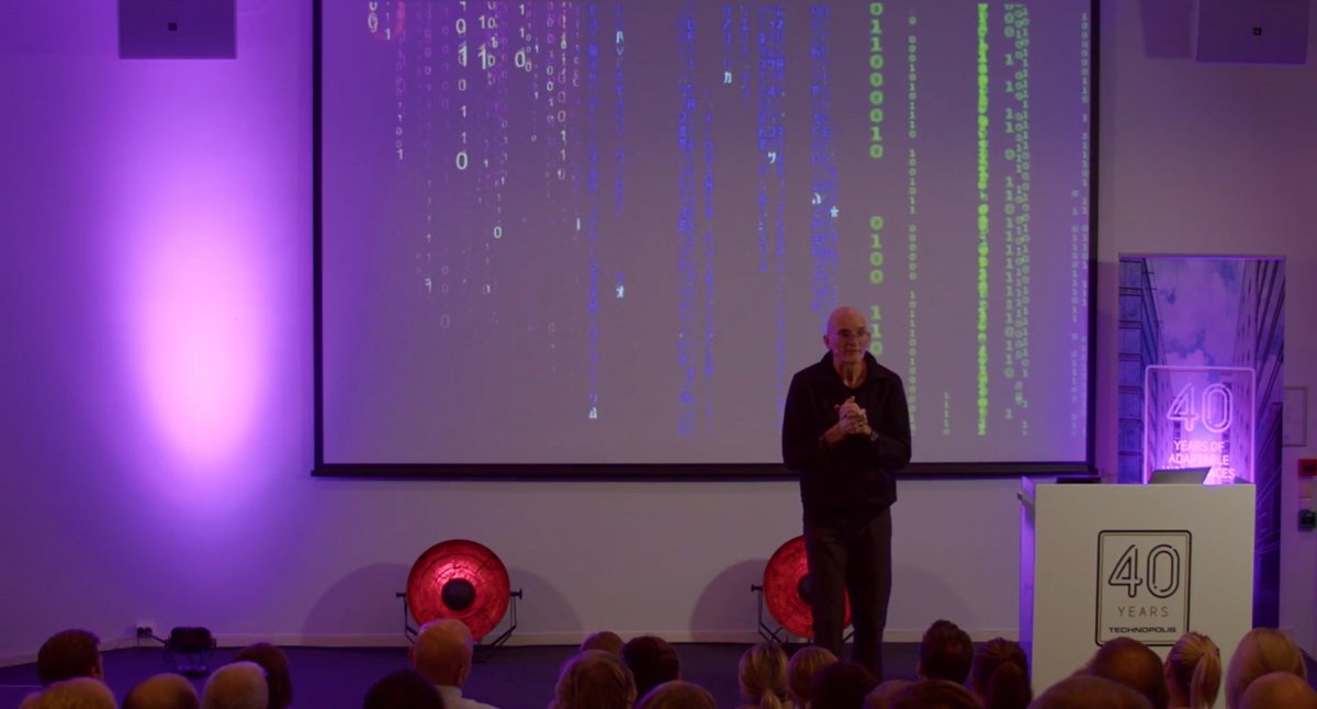 TechnopolisHQ's tweet photo. Kjell Nordström, one of Europe’s best speakers, reflects on how the world is now and how it will be changing in the near future at hybrid event Technopolis Workplace Talks at our Fornebu campus in Oslo. 🧐

#technopolis #workplacetalks https://t.co/TVr23HmEAB