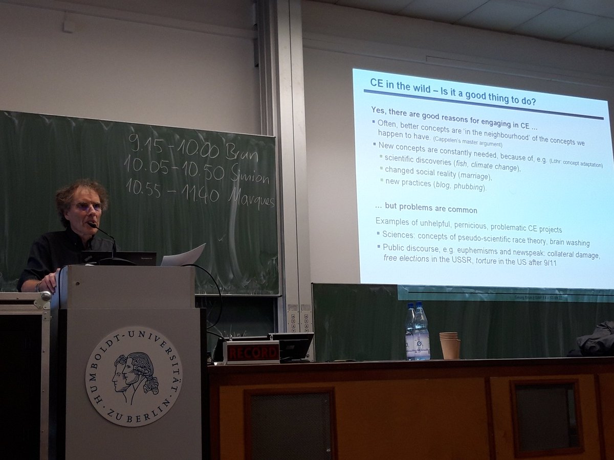 loehrgui's tweet photo. #gap11 Georg Brun giving a talk at our colloquium about conceptual engineering in the wild. Room is now 3038, main building! https://t.co/6NNnRnOnoh